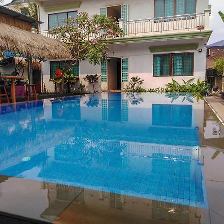 Damnak Riverside Villa Siem Reap Extérieur photo